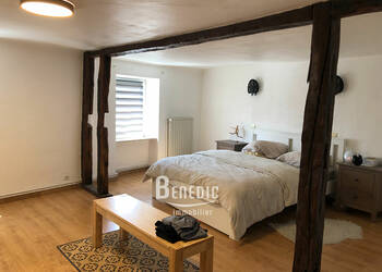 53605614c - Attribut alt par défaut.