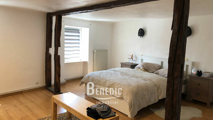 53605614c - Attribut alt par défaut.