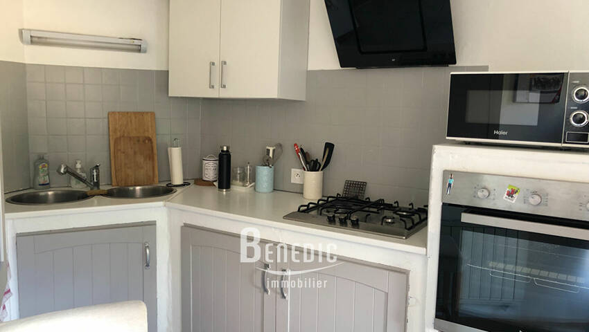 53605614d - Attribut alt par défaut.