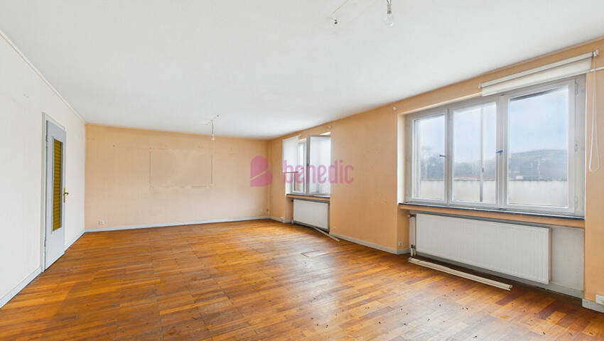 53621755g - Attribut alt par défaut.