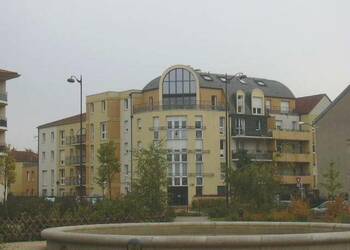 4255681b - Attribut alt par défaut.