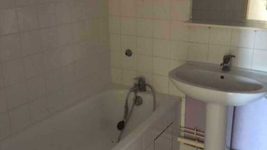 4255681c - Attribut alt par défaut.