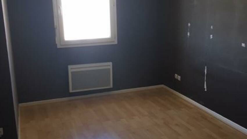 4255681d - Attribut alt par défaut.