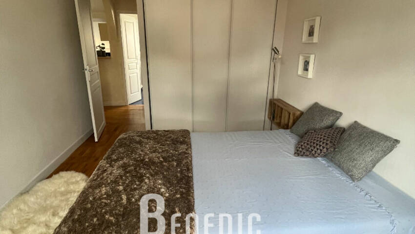 53591897n - Attribut alt par défaut.