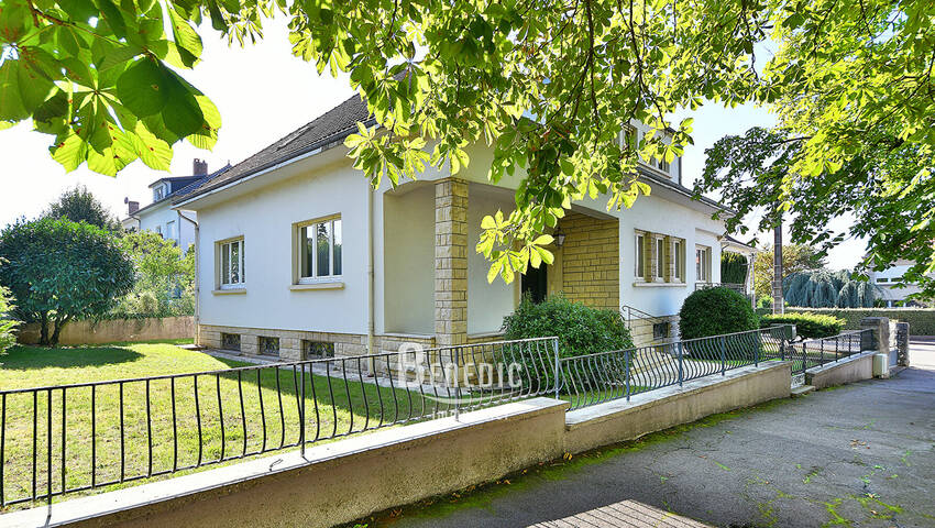 53172292a - Attribut alt par défaut.