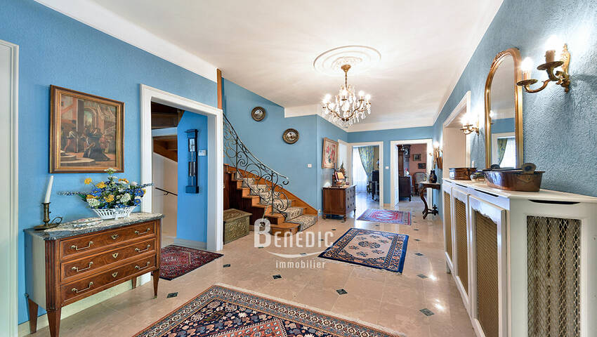 53172292b - Attribut alt par défaut.