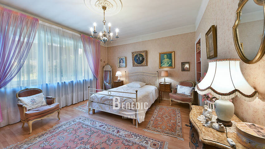 53172292f - Attribut alt par défaut.