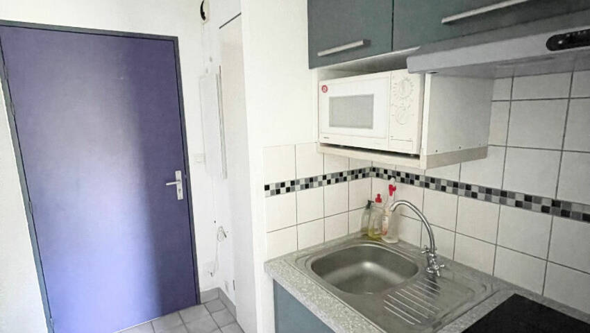 31960133b - Attribut alt par défaut.