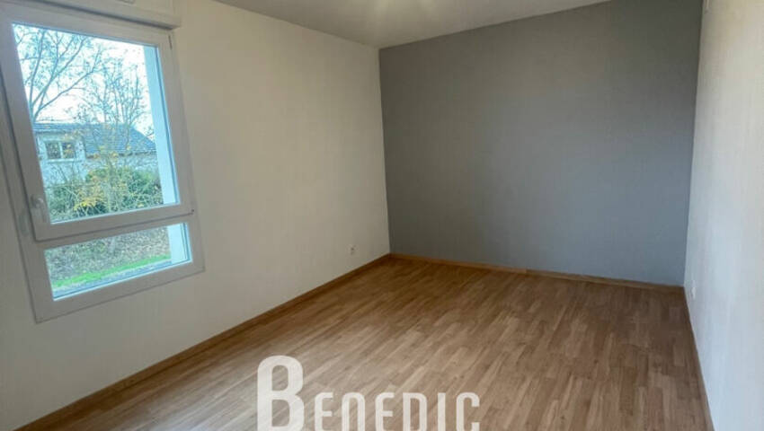 53716653g - Attribut alt par défaut.