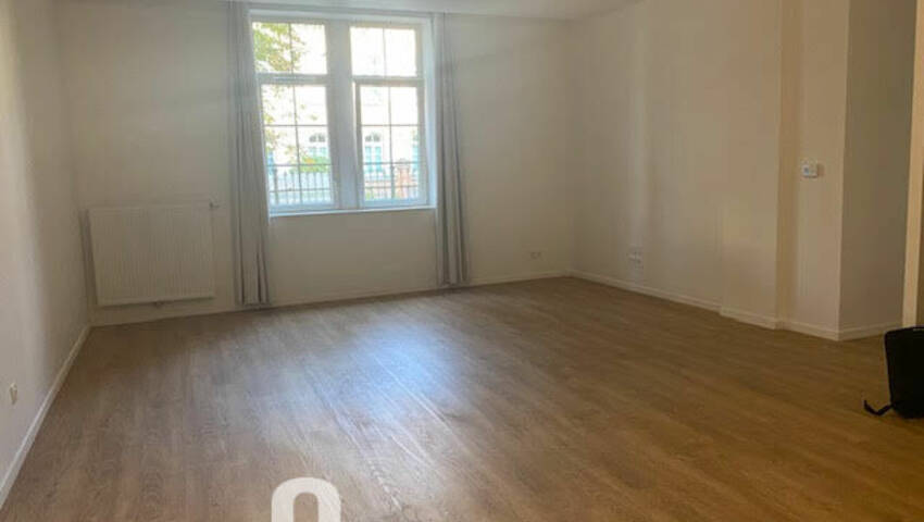 54012190b - Attribut alt par défaut.