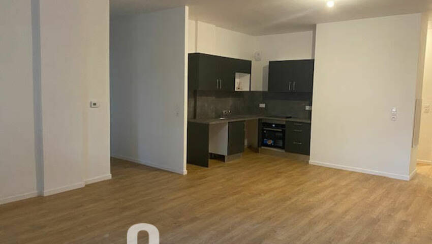 54012190e - Attribut alt par défaut.