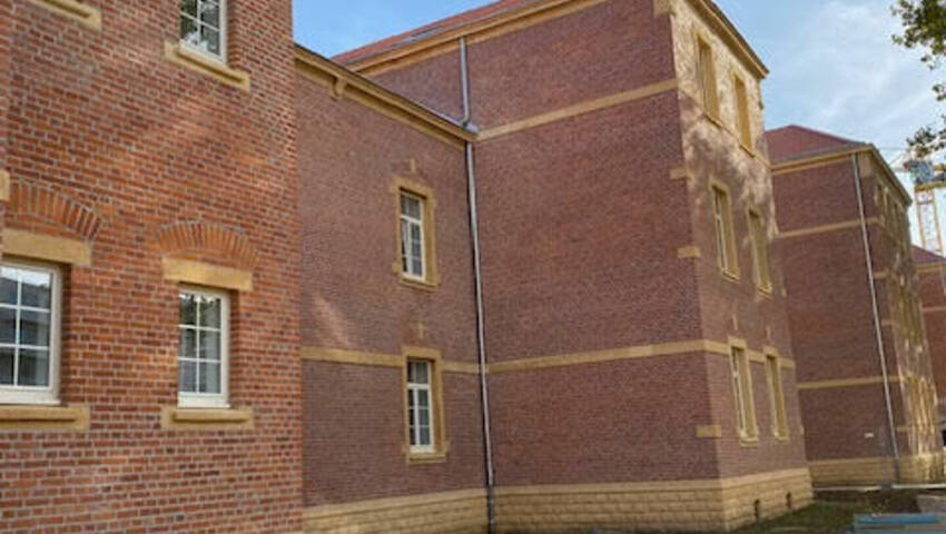 54012190m - Attribut alt par défaut.