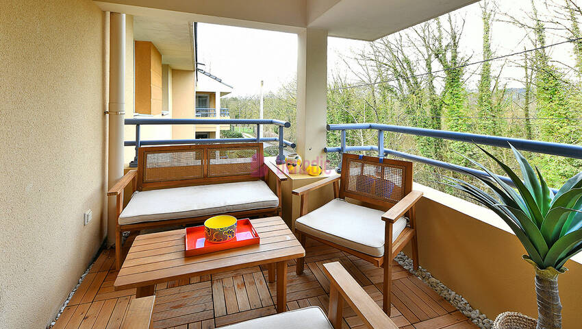 54293033e - Attribut alt par défaut.