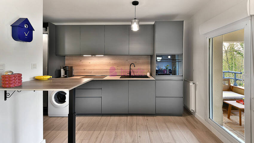 54293033g - Attribut alt par défaut.