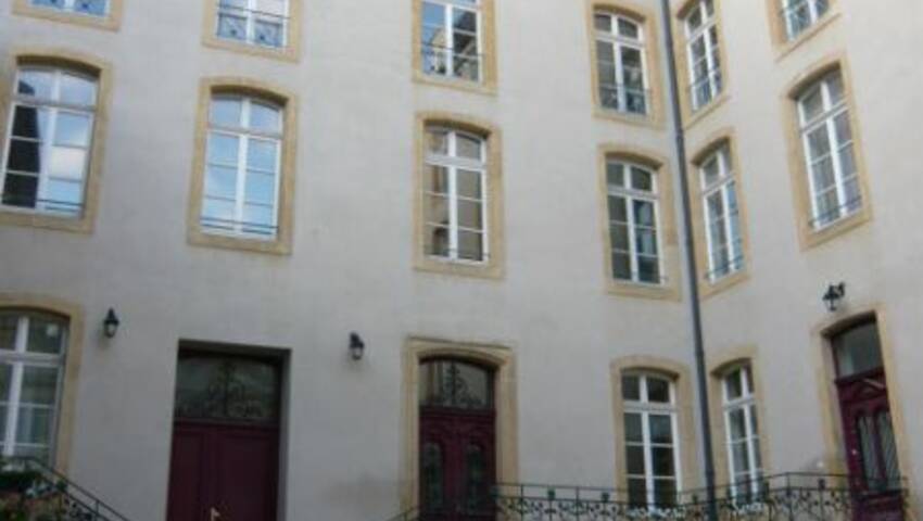 4254108h - Attribut alt par défaut.