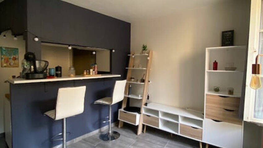 4246008b - Attribut alt par défaut.