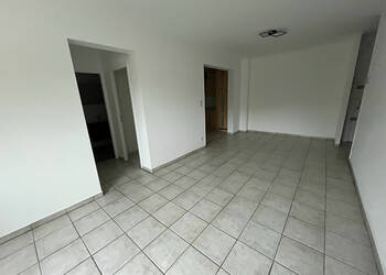 53578704a - Attribut alt par défaut.