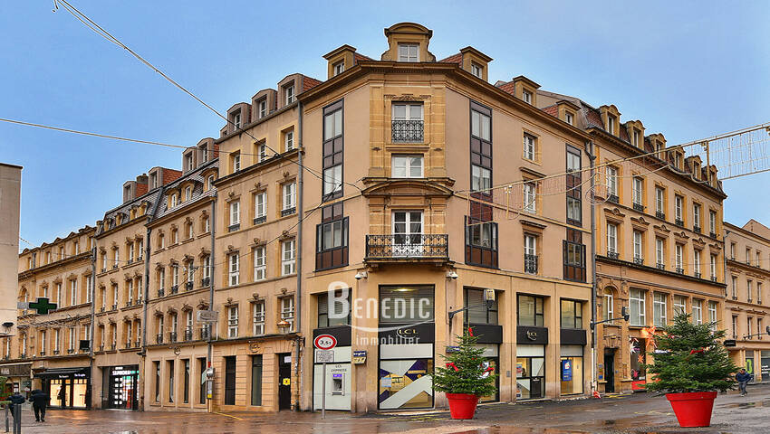 54540512a - Attribut alt par défaut.