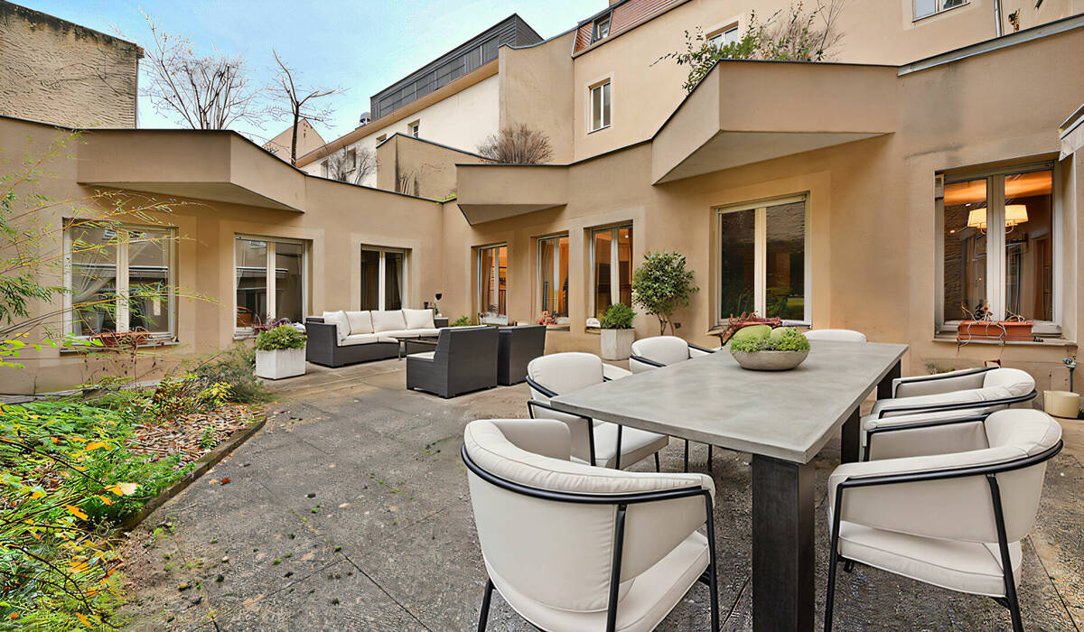 54540512c - Attribut alt par défaut.