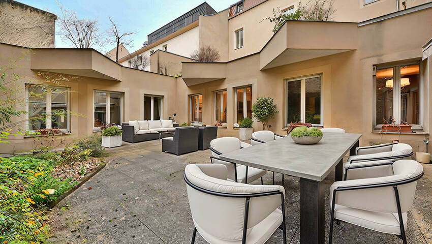 54540512c - Attribut alt par défaut.