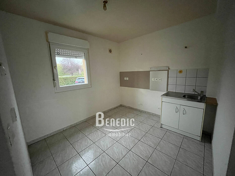 54368450b - Attribut alt par défaut.