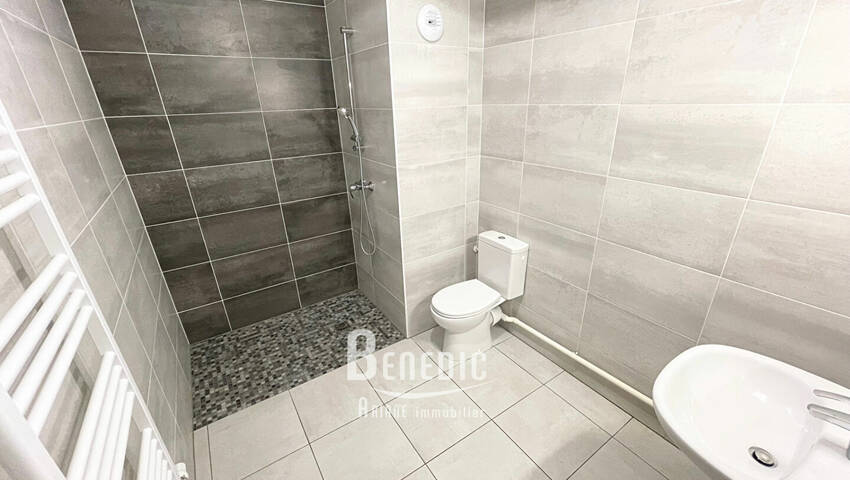 54804343f - Attribut alt par défaut.