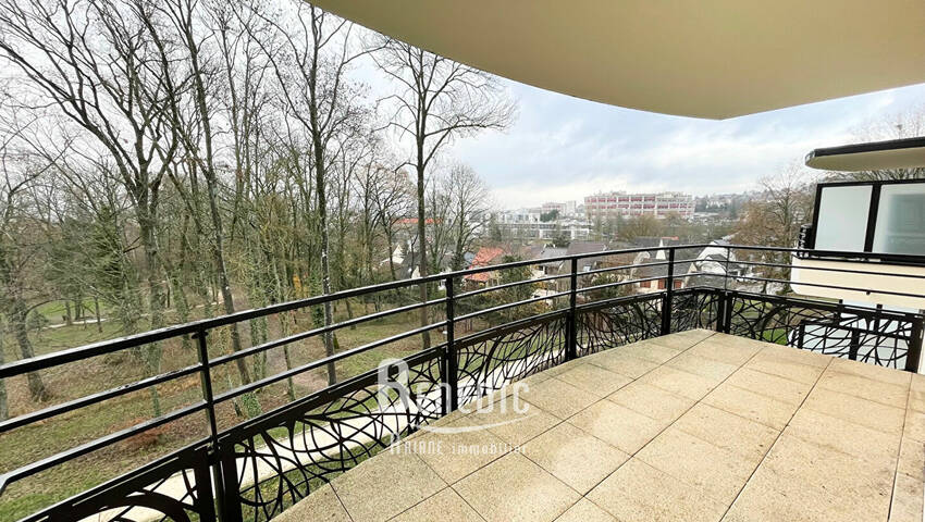 54804343g - Attribut alt par défaut.