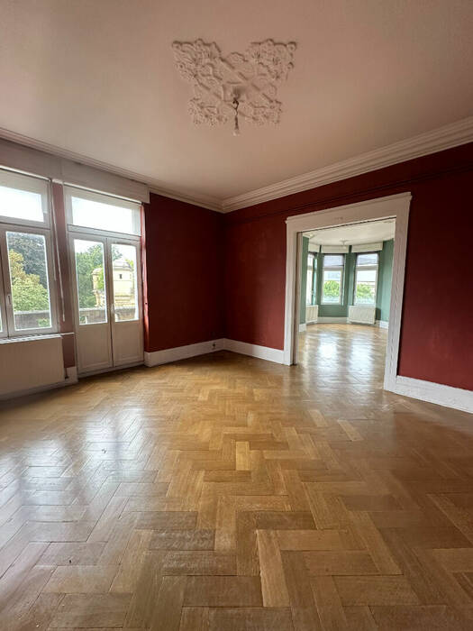 4254223f - Attribut alt par défaut.