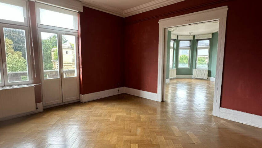 4254223f - Attribut alt par défaut.