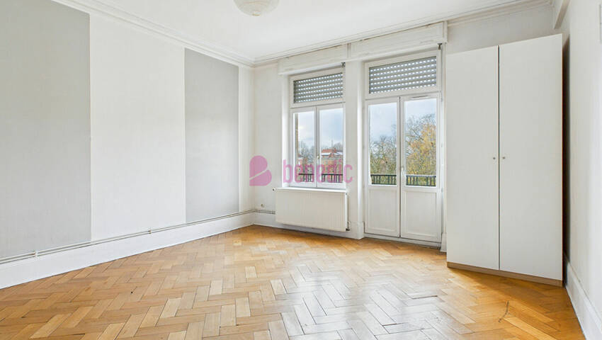 4254223i - Attribut alt par défaut.