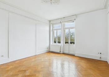 4254223a - Attribut alt par défaut.