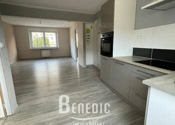 16028715c - Attribut alt par défaut.