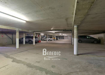 54997402a - Attribut alt par défaut.