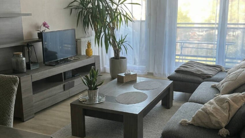 54996937a - Attribut alt par défaut.