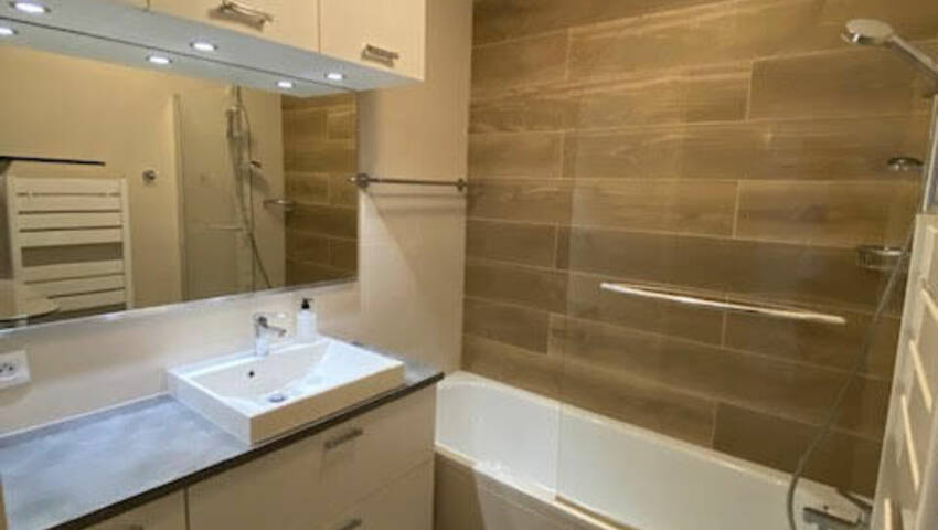 54996937o - Attribut alt par défaut.