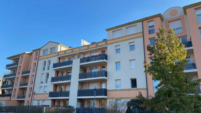 54996937p - Attribut alt par défaut.