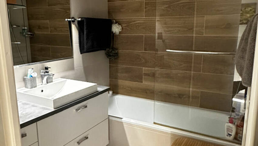 54996937t - Attribut alt par défaut.