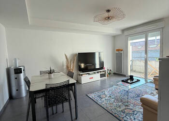 37599822a - Attribut alt par défaut.