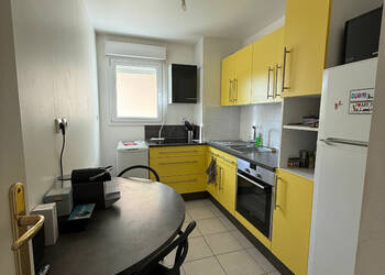 37599822c - Attribut alt par défaut.