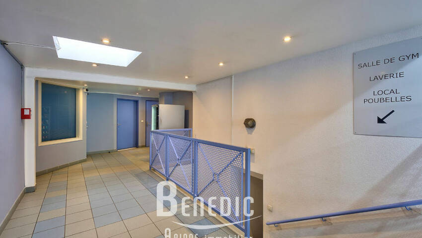 49349572h - Attribut alt par défaut.