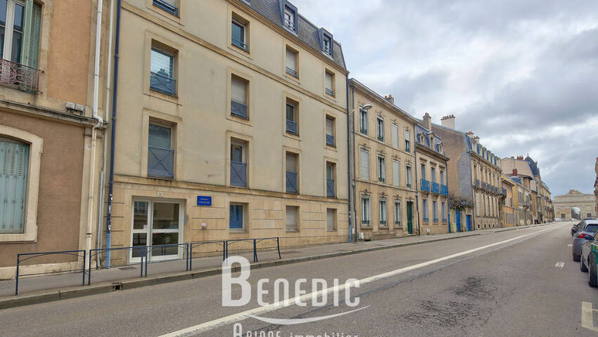 49349572k - Attribut alt par défaut.