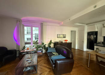 55106172b - Attribut alt par défaut.