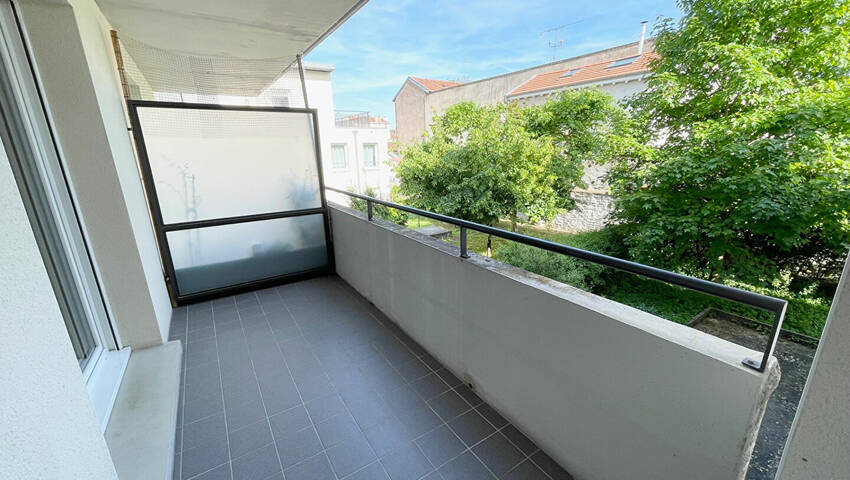 23195026a - Attribut alt par défaut.