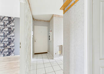 18497976c - Attribut alt par défaut.