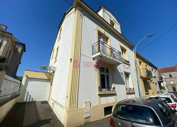 55427151a - Attribut alt par défaut.