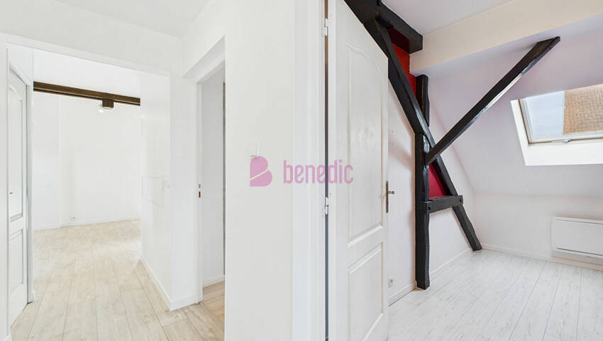 55427151i - Attribut alt par défaut.