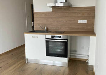 54604839c - Attribut alt par défaut.