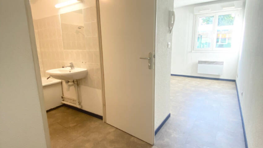 23827849e - Attribut alt par défaut.