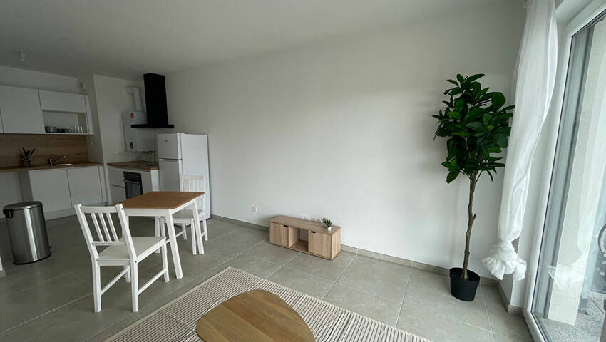 54804951g - Attribut alt par défaut.