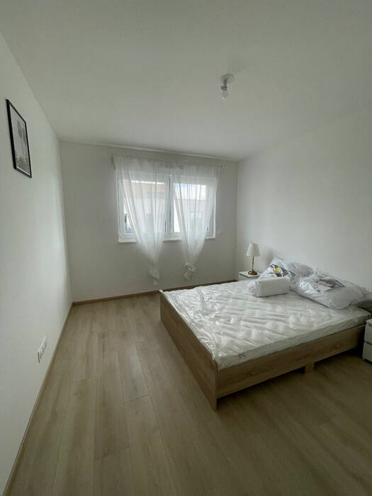 54804951j - Attribut alt par défaut.